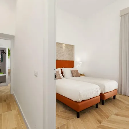 - Casa 80