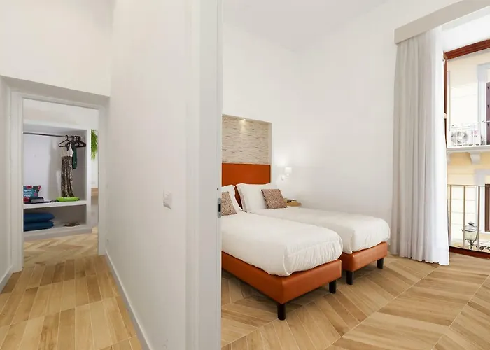 - Casa 80